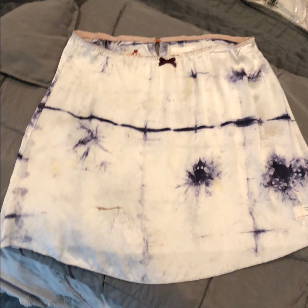 Tie died 100.%silk skirt